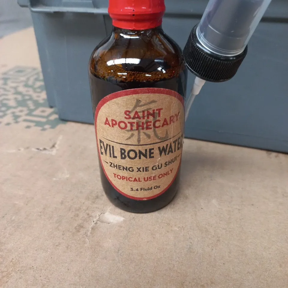 TOTE OF APPROXIMATELY 15 ASSORTED ITEMS TO INCLUDE: EVIL BONE WATER 