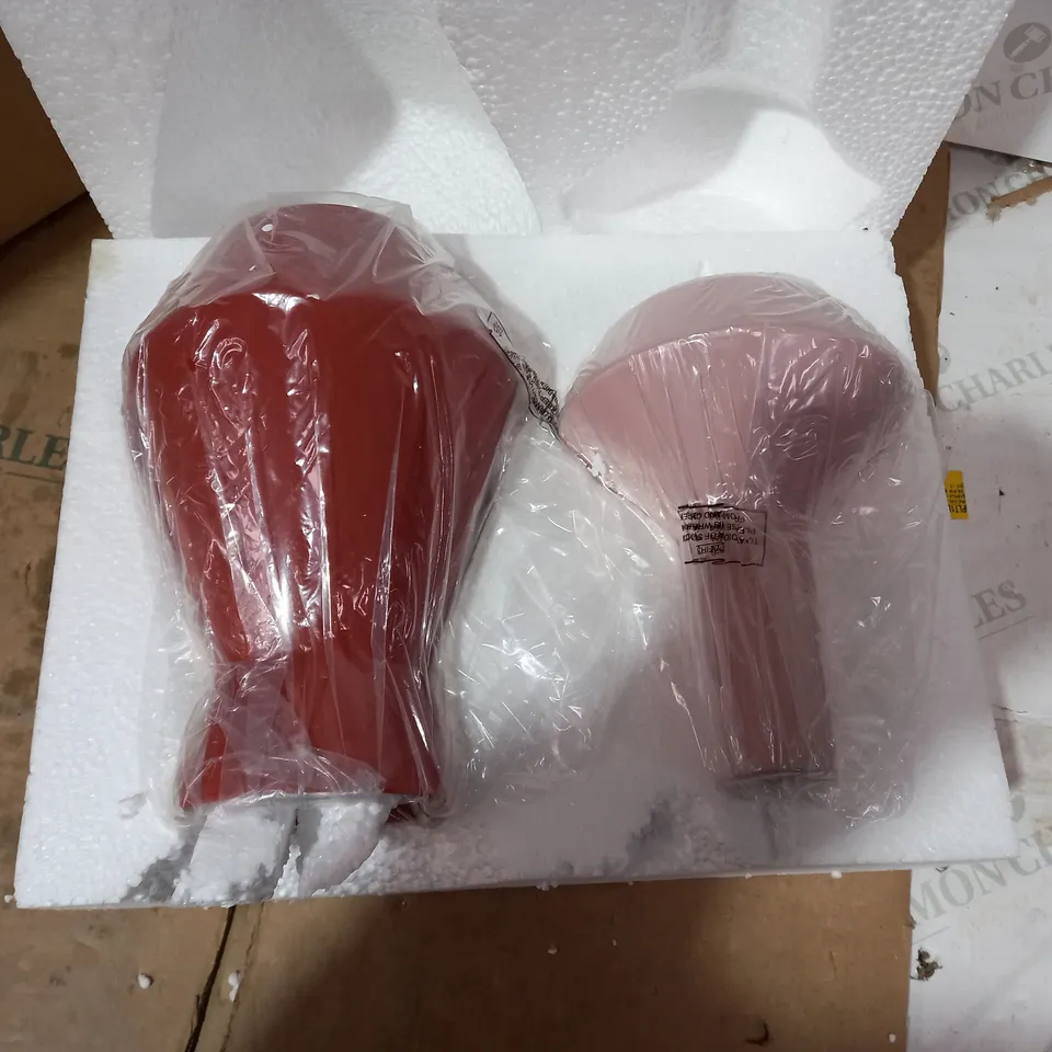 SET OF 2 FEATURE VASES – MAUVE AND BURNT ORANGE RRP £30