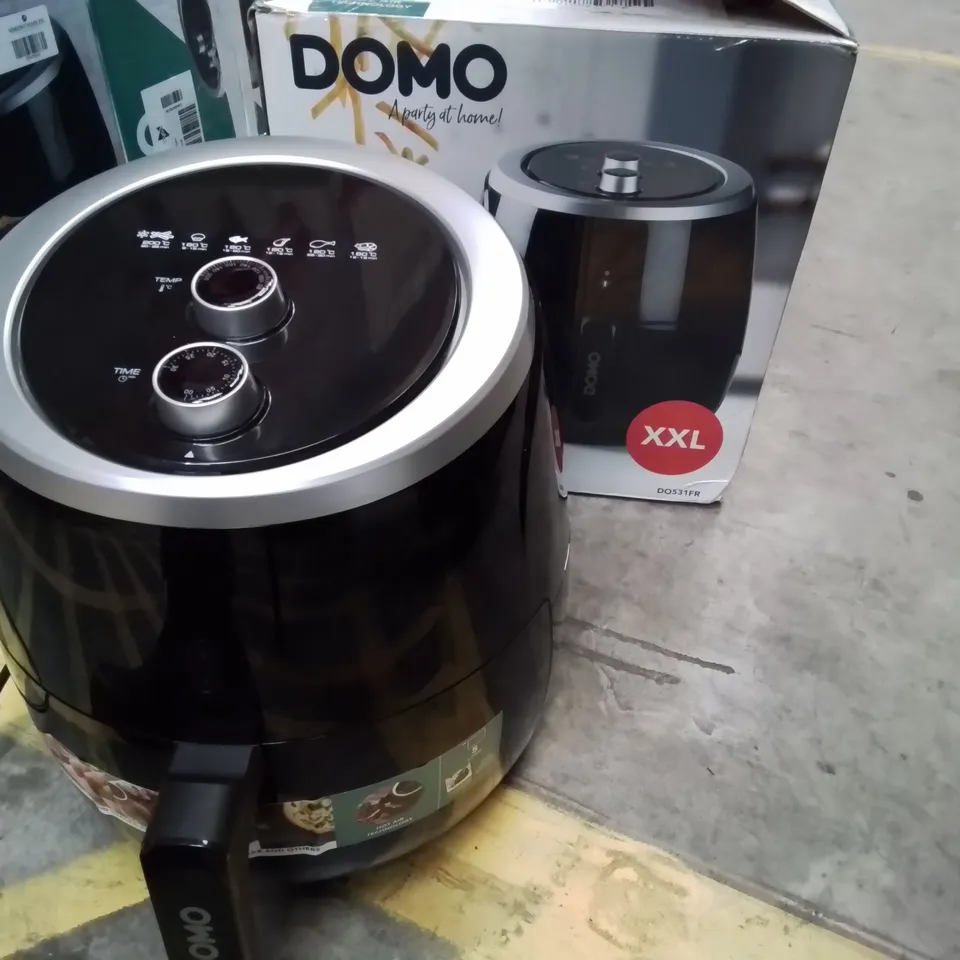 BOXED DOMO DELI FRYER MULTIFUNCTIONAL OVEN