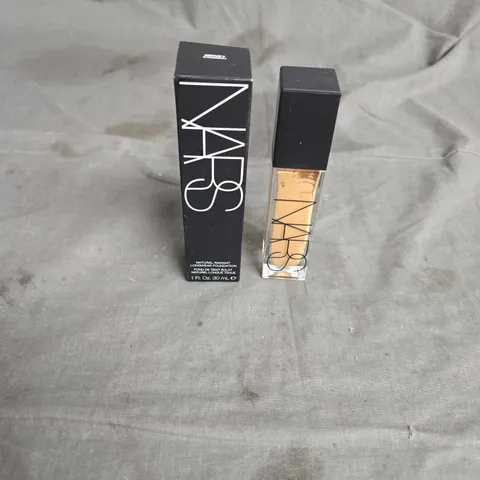 BOXED NARS NATURAL RADIANT LONGWEAR FOUNDATION IN MEDIUM 3 STROMBOLI 30ML