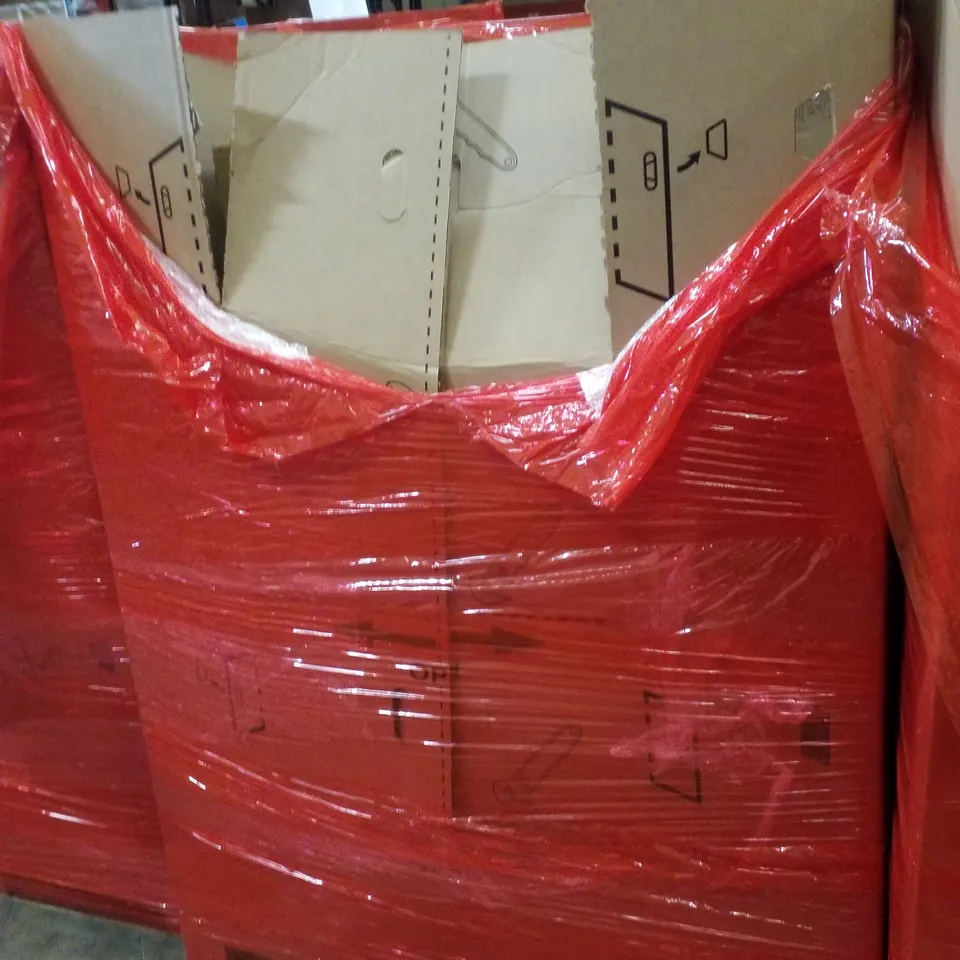 PALLET CONTAINING ASSORTED PRODUCTS INCLUDING HOLLYWOOD MAKEUP MIRROR, BATHROOM MIRROR, BATH TRAY EXPANSION & 24" MONITOR