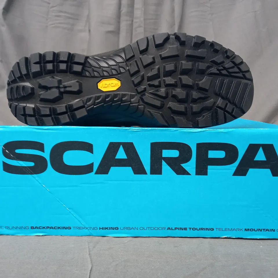 BOXED PAIR OF SCARPA TERRA GTX BOOTS IN BROWN UK SIZE 6.5