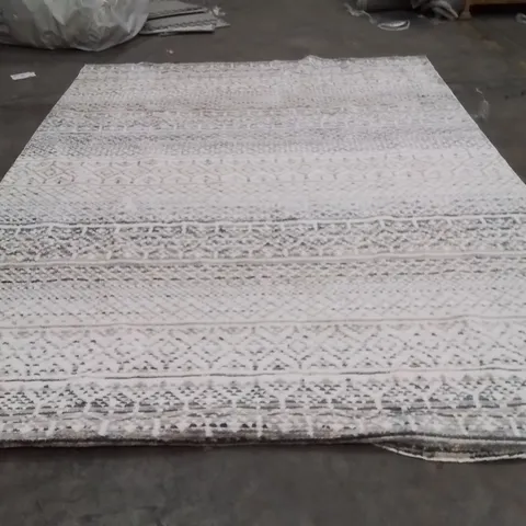 QUALITY DESIGNER AREA RUG - APPROXIMATELY 330X240CM