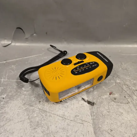 BOXED SOLAR CRANK RADIO