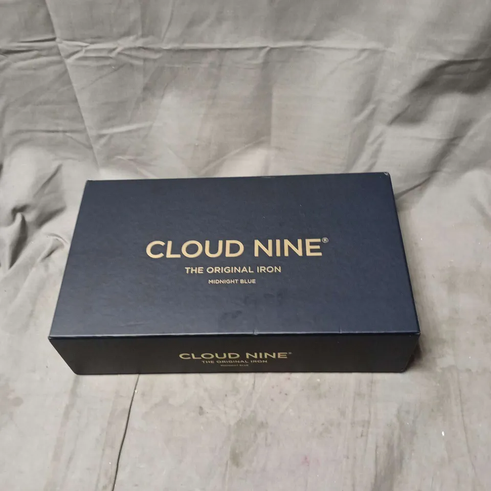 CLOUD NINE THE ORIGINAL IRON MIDNIGHT BLUE HAIR STRAIGHTENER
