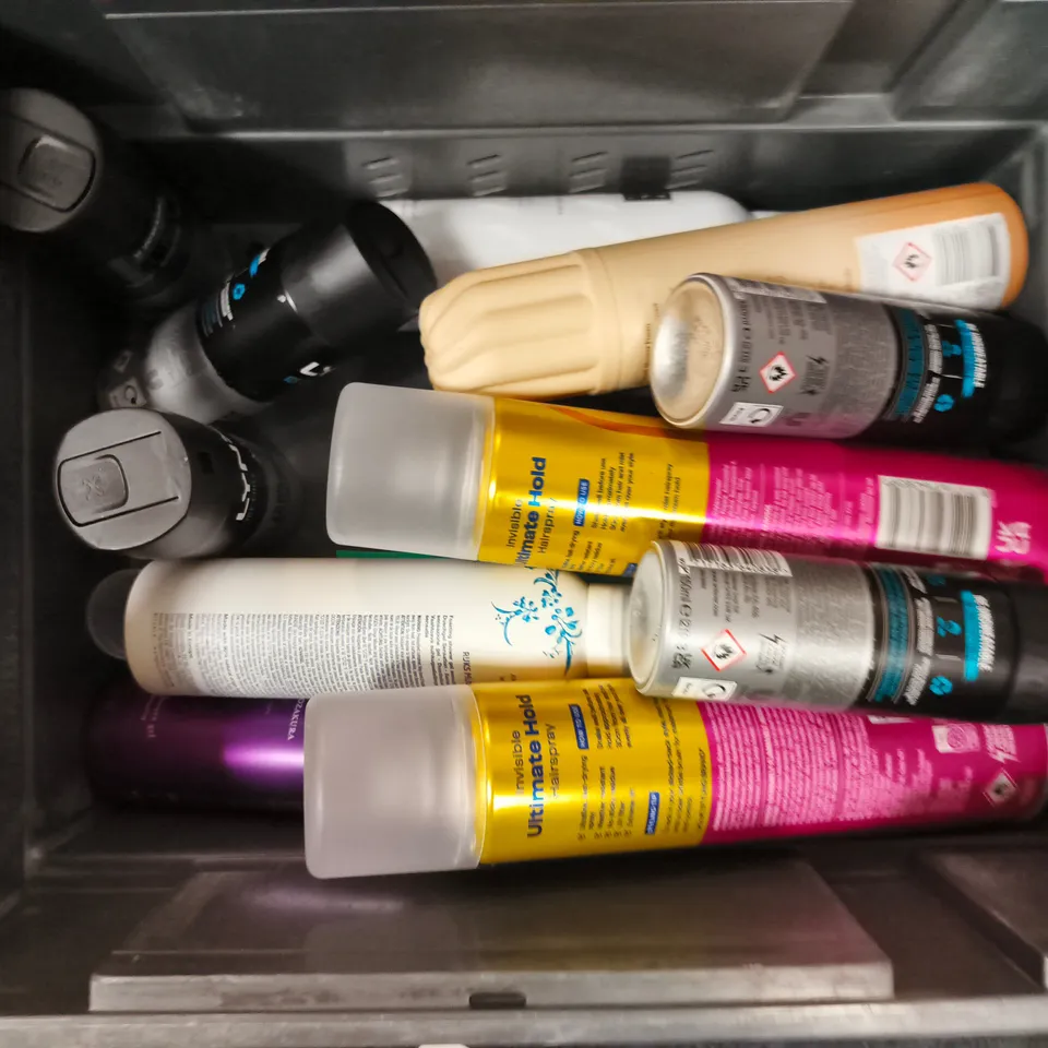 APPROXIMATELY 15 ASSORTED AEROSOLS TO INCLUDE LYNX , BED HEAD ANDS TYGER TAN