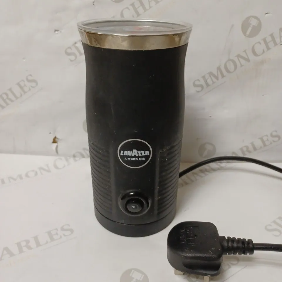 LAVAZZA MILK FROTHER 