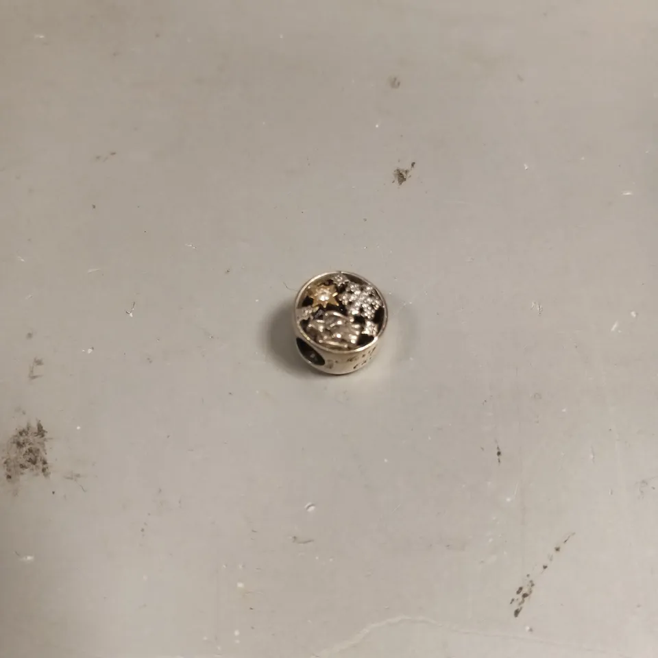 PANDORA MERRY CHIRSTMAS CHARM 