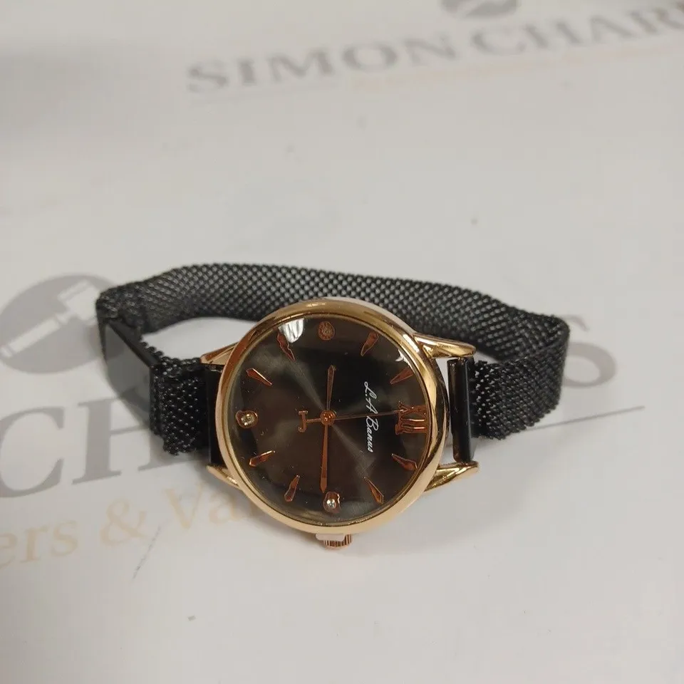 LADIES LA BANUS WATCH - CHAIN LINK METAL STRAP - MAGNETIC CLASP 