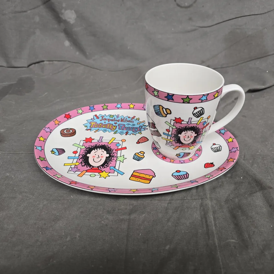 BOXED JACQUELINE WILSON'S TOTALLY TRACY! MUG & SNACK PLATE SET