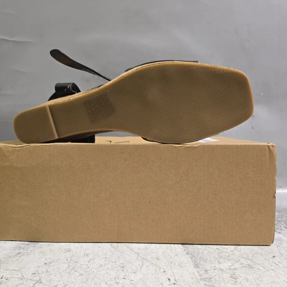 BOXED PAIR OF WHERE'S THAT FROM OPEN TOE WEDGE SANDALS IN BLACK SIZE UK 8