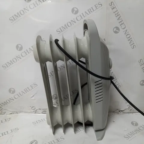 BOXED SWAN OIL HEATER IN WHITE
