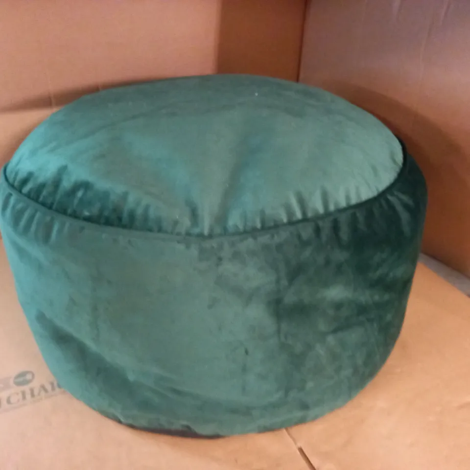 ROUND GREEN FABRIC BEAN BAG