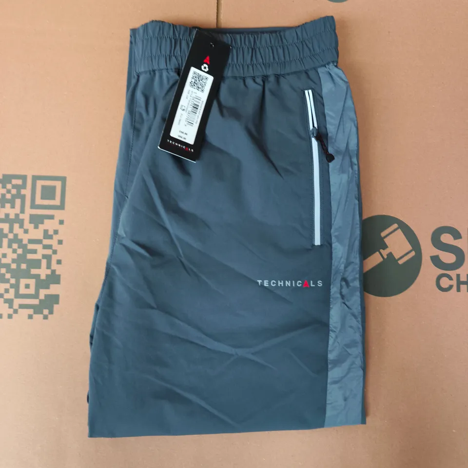 TECHNICALS SADAMITE PANTS IN GREY SIZE LARGE