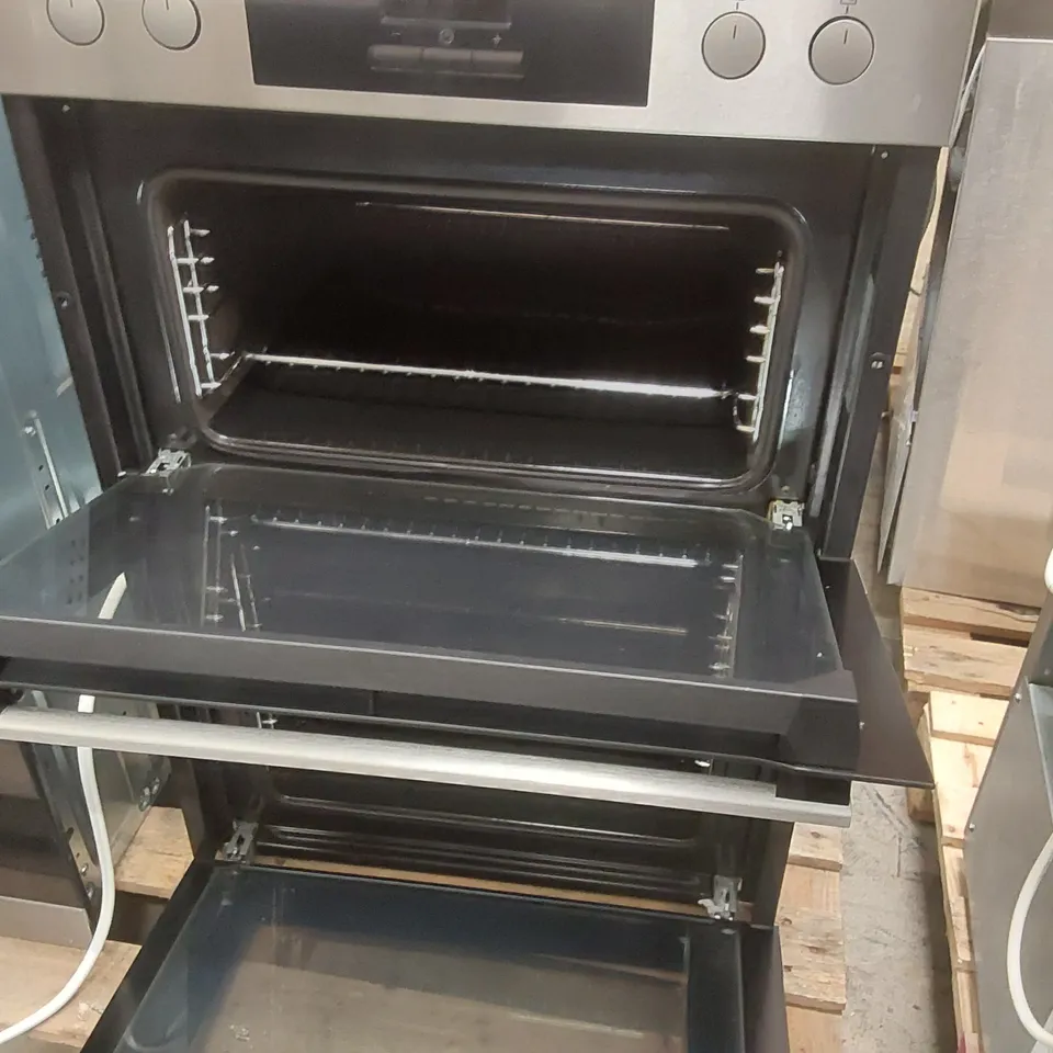 AEG BUILT IN ELECTRIC DOUBLE OVEN DCB331010M