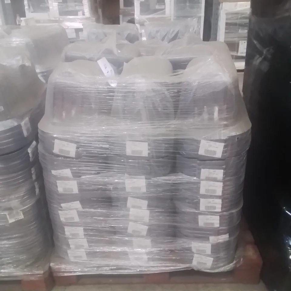 PALLET TO CONTAIN A LARGE QUANTITY OF BRAND NEW HIPSTER LAUNDRY BASKETS