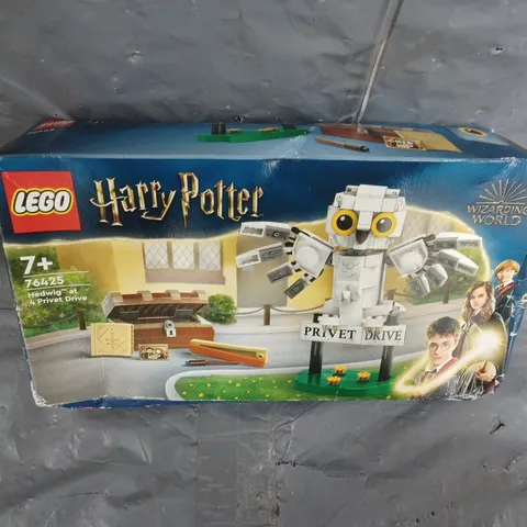 LEGO HARRY POTTER HEDWIG AT 4 PRIVET DRIVE 