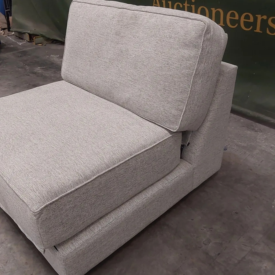 QUALITY DESIGNER FABRIC SOFA SECTION 