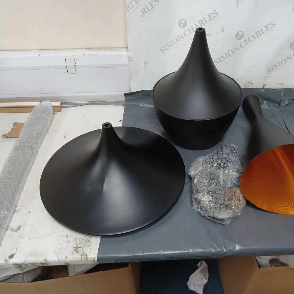 3 UNBRANDED BLACK CURVED LIGHTING PENDANTS BOXED 