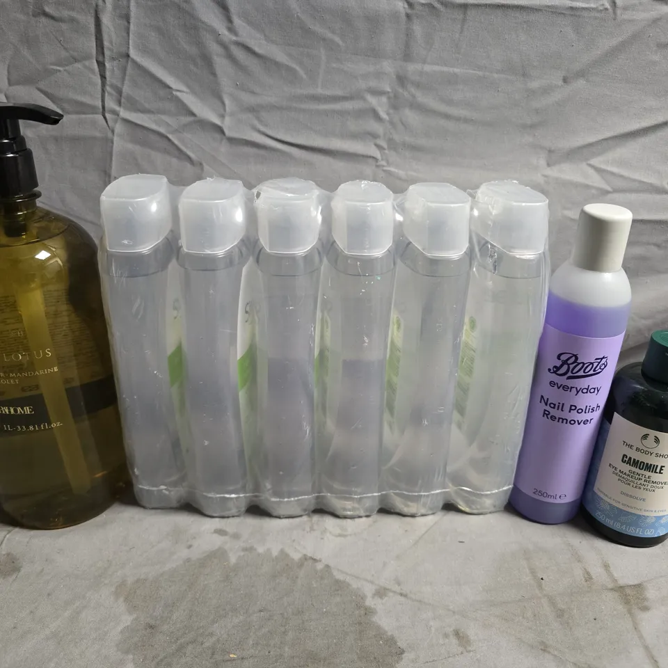 APPROX 6 ASSORTED COSMETIC ITEMS TO INCLUDE BOOTS EVERYDAY NAIL POLISH REMOVER 250ML + THE BODY SHOP CAMOMILE EYE MAKE-UP REMOVER 
