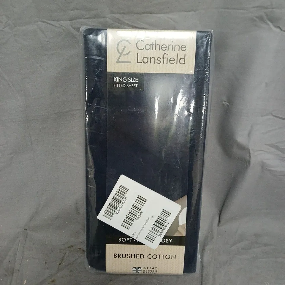 CATHERINE LANSFIELD KING SIZE FITTED SHEET IN NAVY