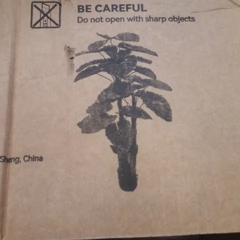 BOXED BREEINS ARTIFICIAL PLANT