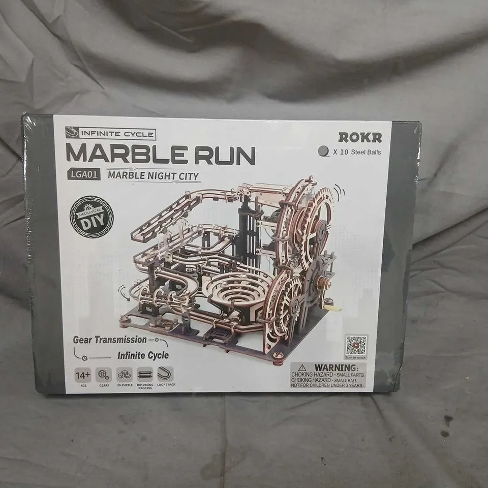 ROKR MARBLE RUN – MARBLE NIGHT CITY DIY GEAR TRANSMISSION MODEL KIT (BOXED)