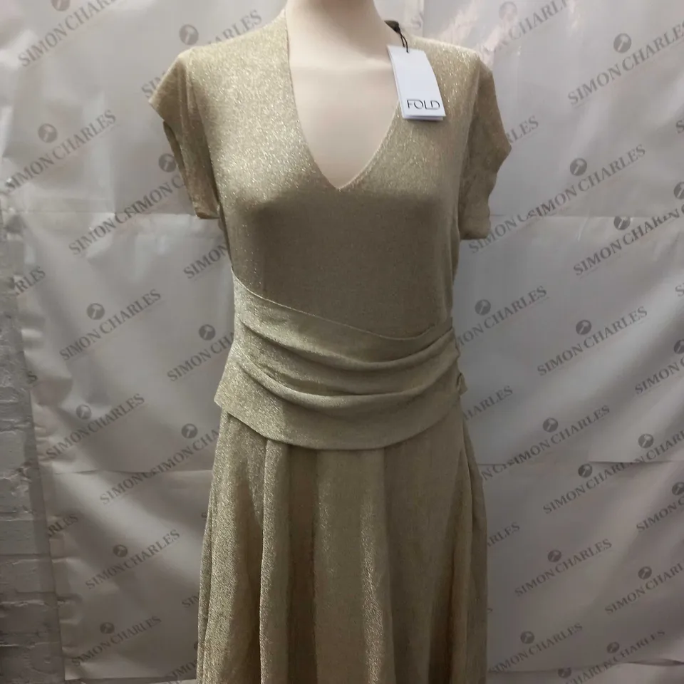 CIRELLO KNITTED METALLIC DRESS SIZE 14