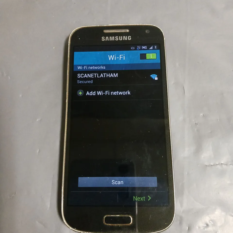 SAMSUNG GALAXY S4 MINI GT-I9195 SMARTPHONE IN BLACK