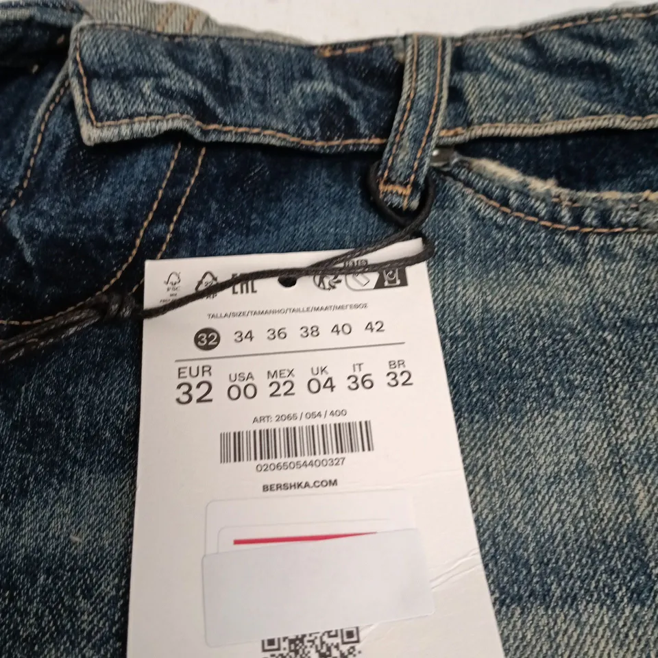 BERSHKA JEANS – DENIM BLUE, UK 4 (EU 32)