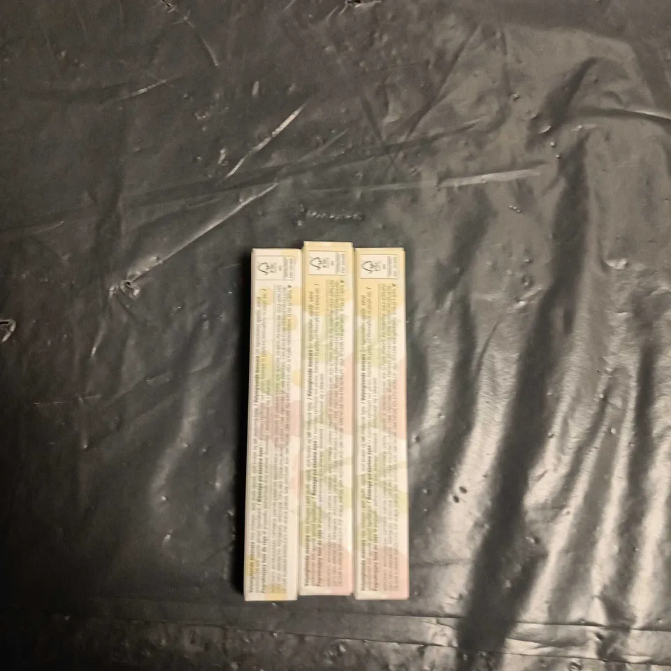 CLINIQUE HIGH IMPACT MASCARA – SHADE 02 BLACK/BROWN – SET OF 3