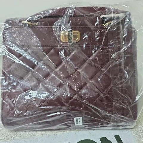 BADGLEY MISCHKA QUILTED BURGUNDY HAND BAG 