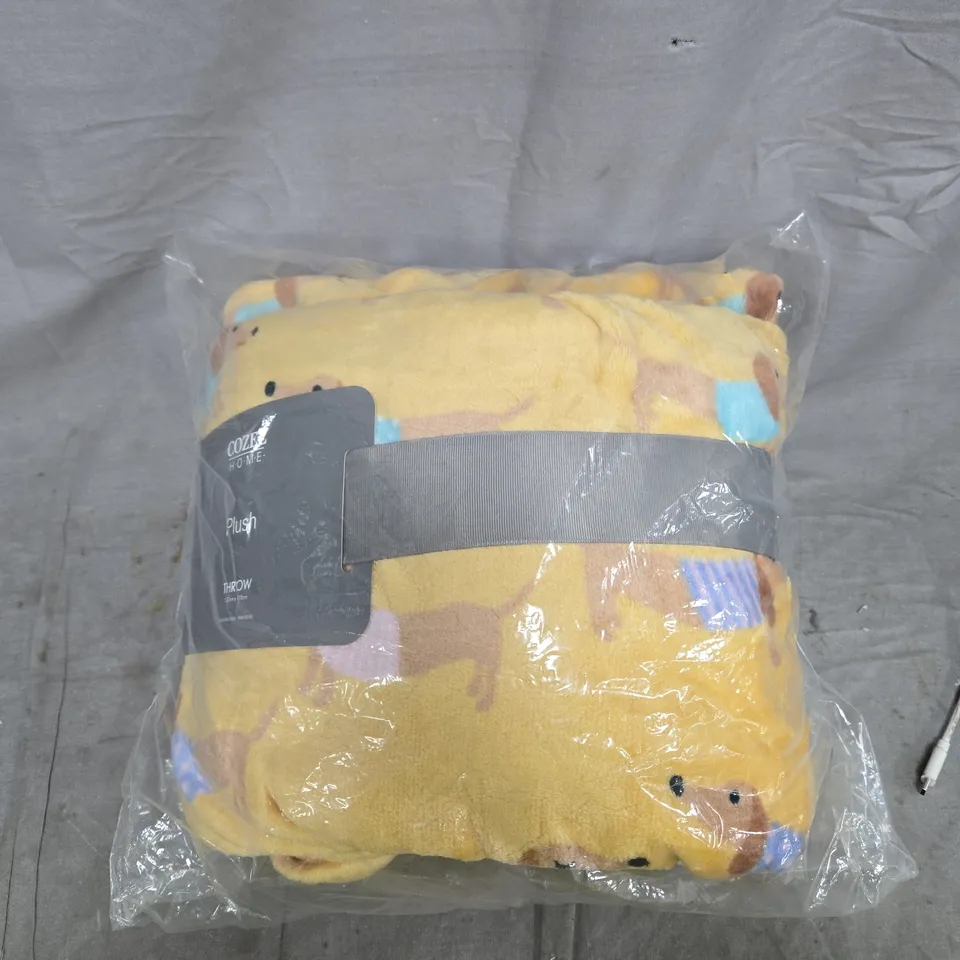 COZEE HOME PLUSH THROW YELLOW WITH DOG DESIGN 127CM X 178CM