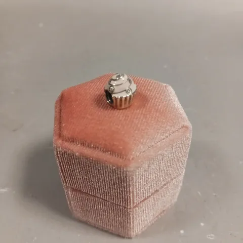 PANDORA CUPCAKE CHARM