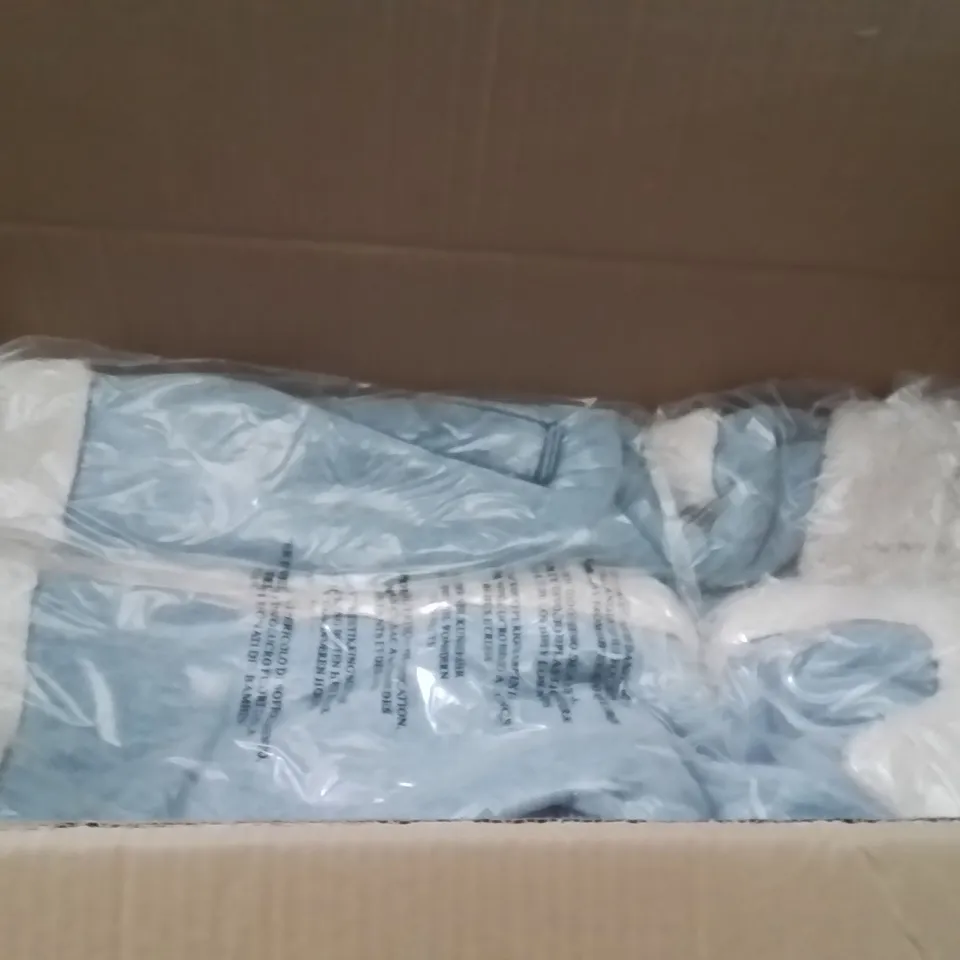 BOXED BRAND NEW APPROXIMATELY 5 SIMPLY BE LIGHT WASH DENIM GILET SIZE 26