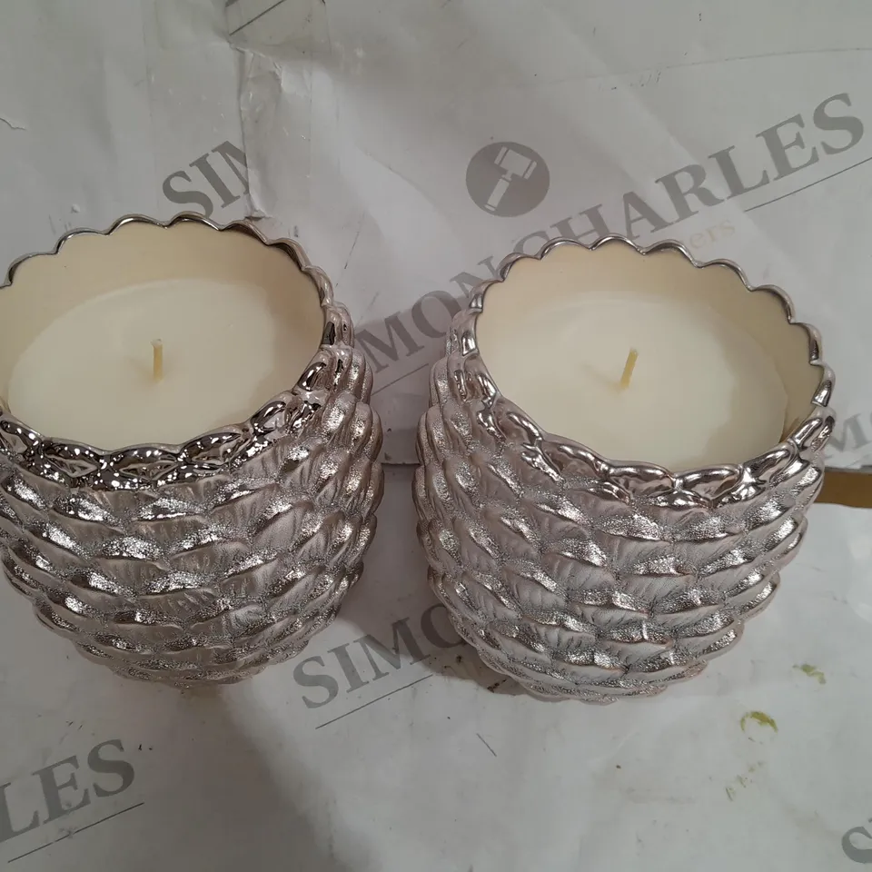 SET OF 2 CANDLES LARGE