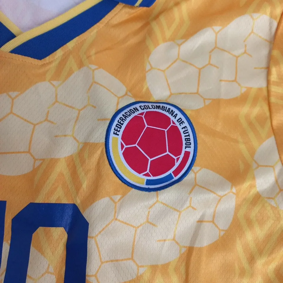 UMBRO COLUMBIA CLASSIC JERSEY - (#10 - VALDERRAMA)
