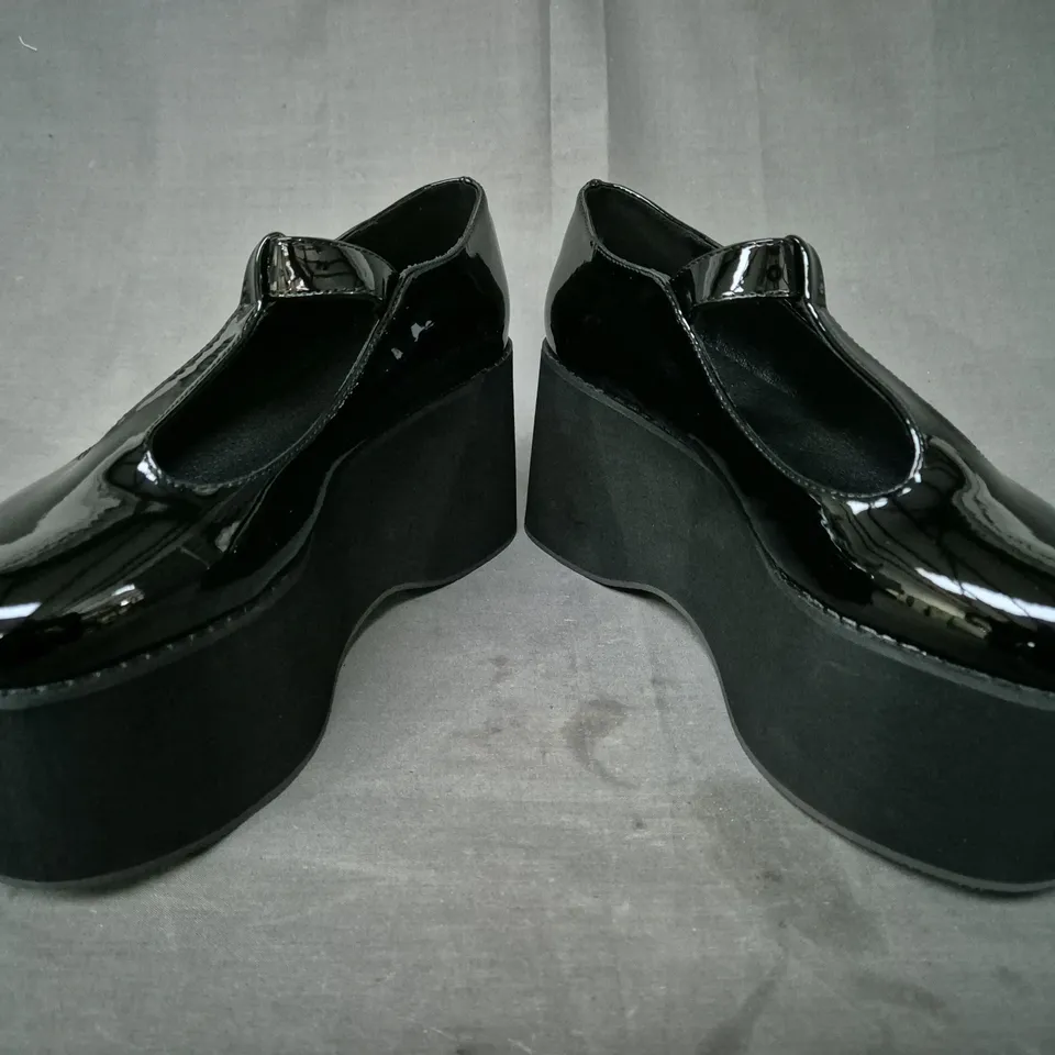 BOXED PAIR OF KOI MORENO BLACK PLATFORM MARY JANES UK SIZE 7