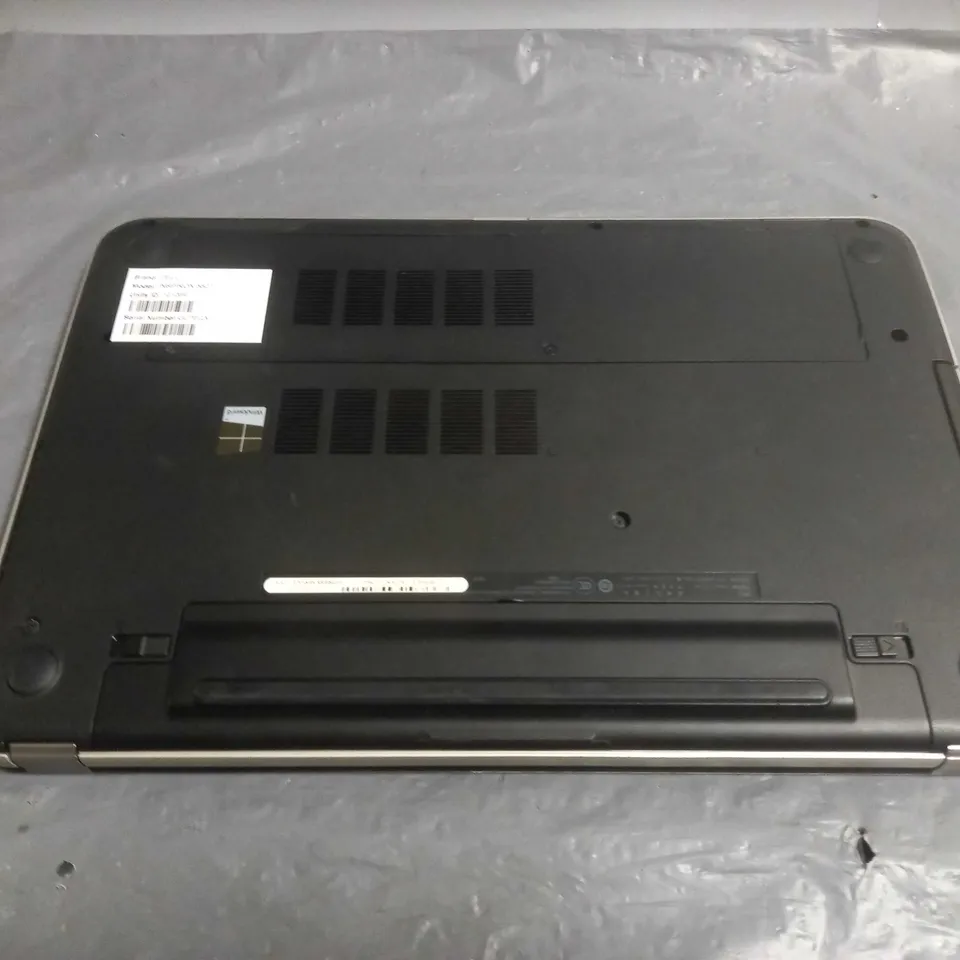 DELL INSPIRON 15R INTEL CORE I-7 RADEON GRAPHICS LAPTOP