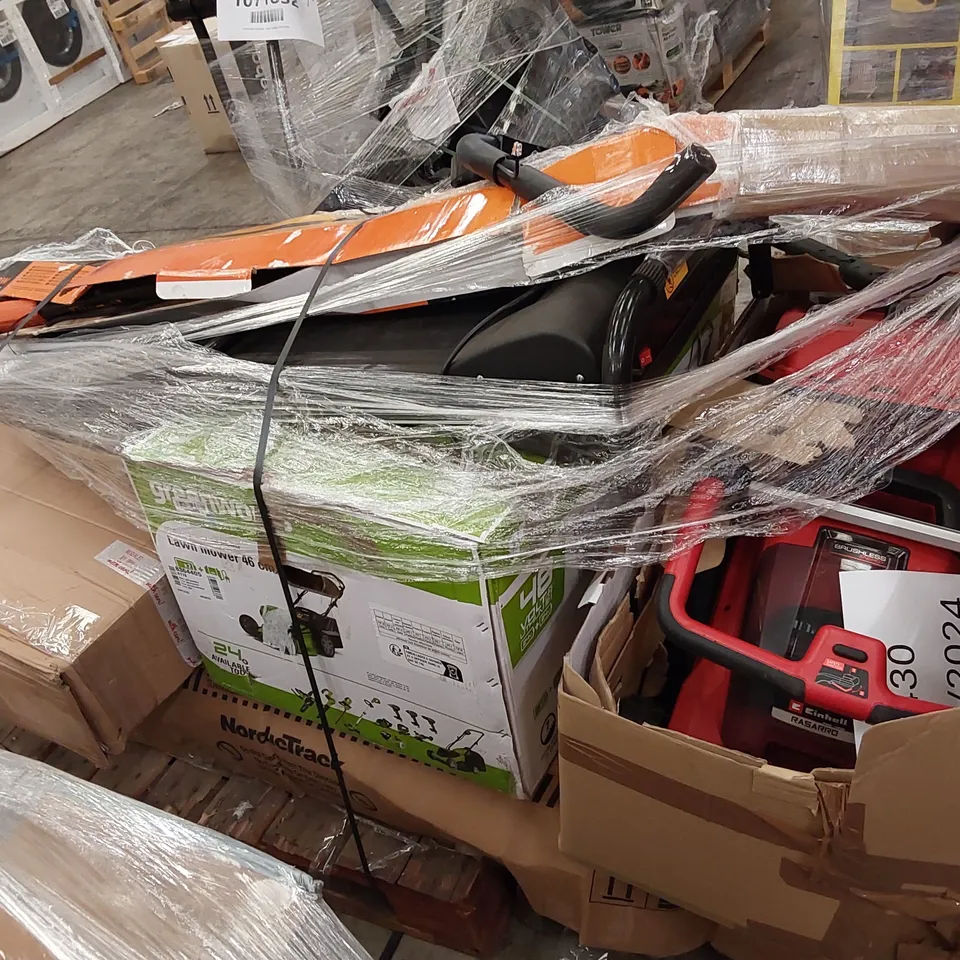 PALLET OF APPROXIMATELY 6 UNPROCESSED RAW RETURN HOUSEHOLD AND ELECTRICAL GOODS TO INCLUDE;