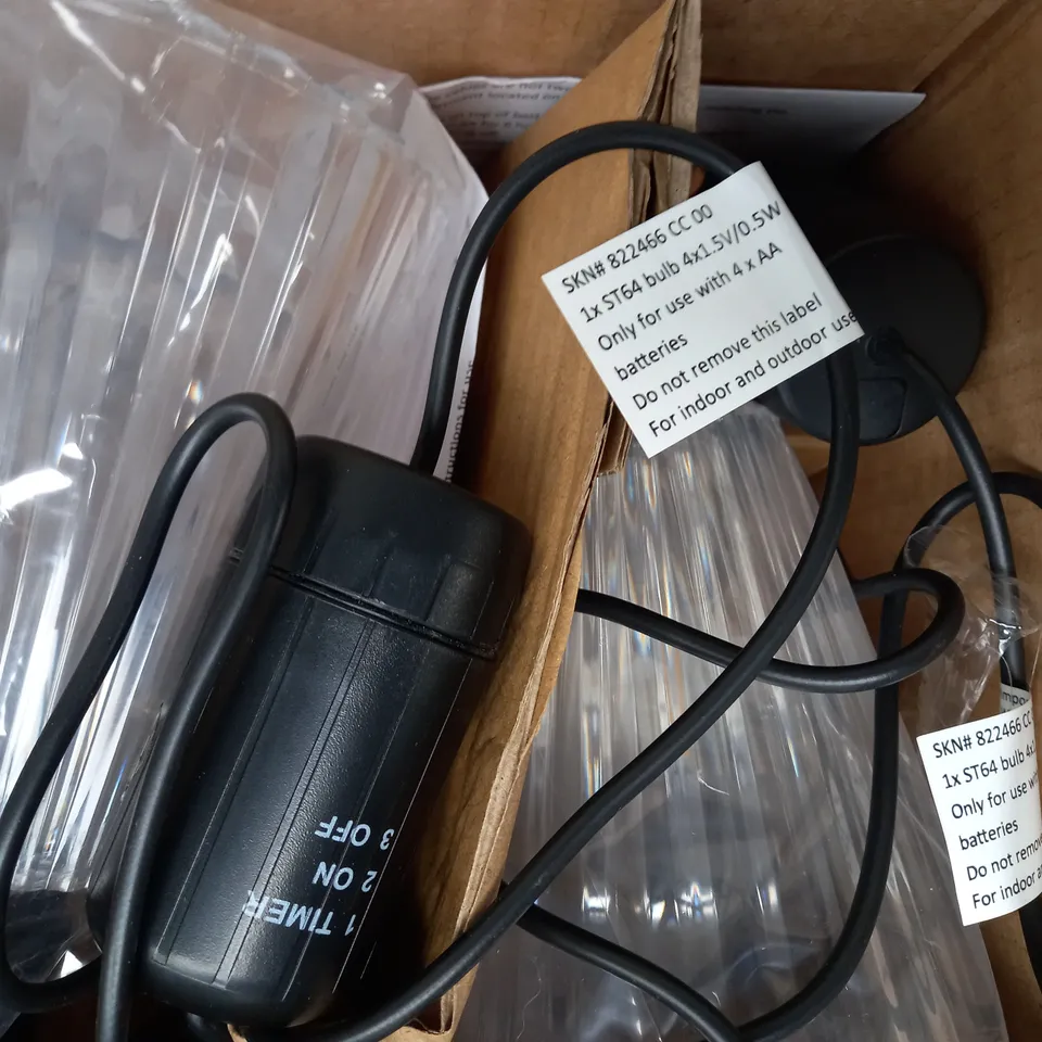 BOXED OUTLET BUNDLEBERRY BY AMANDA HOLDEN SET OF 2 INDOOR OUTDOOR LIGHTS