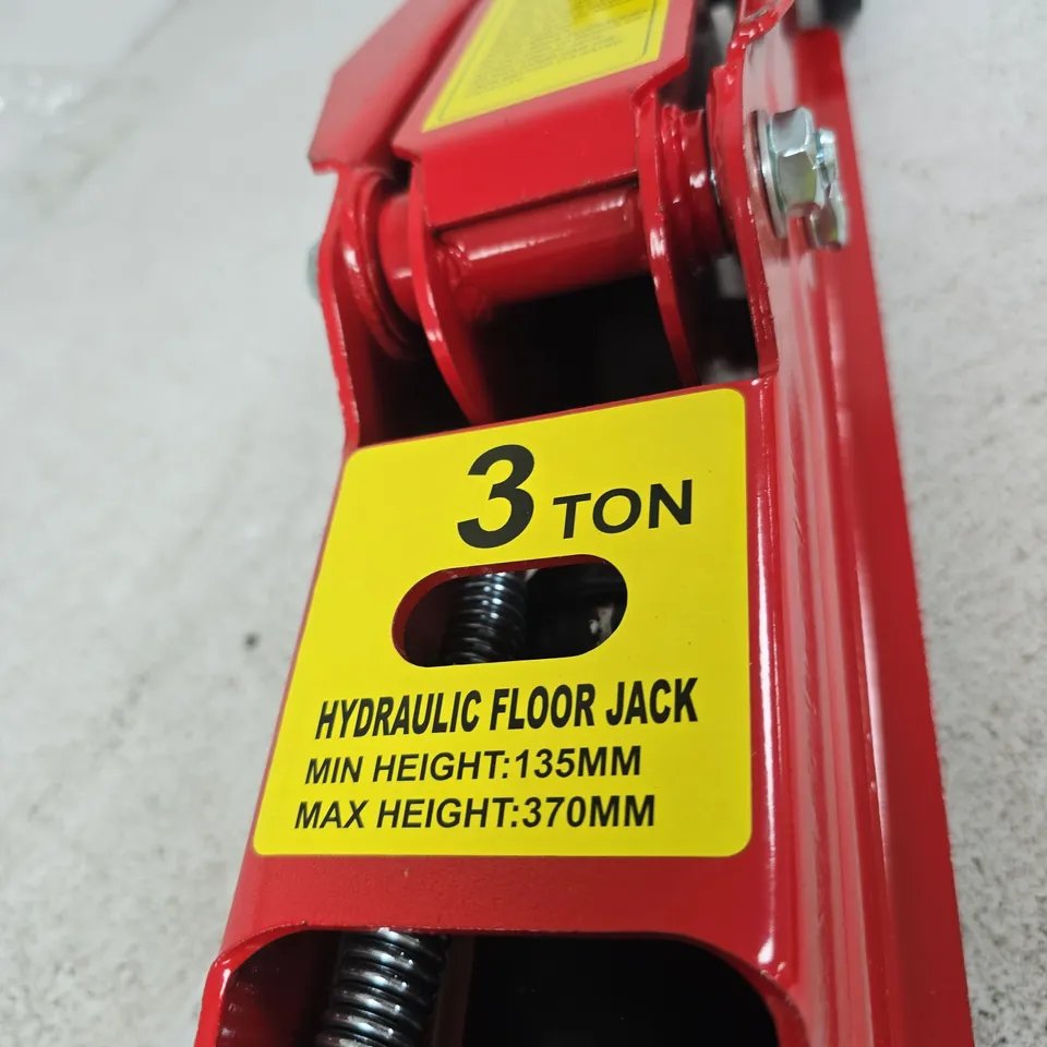 3 TON HYDRAULIC FLOOR JACK – RED