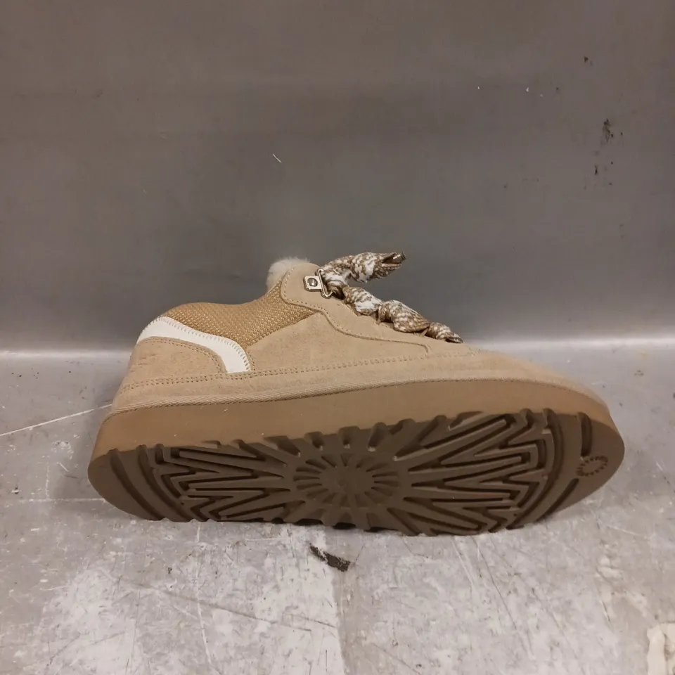 PAIR OF UGG PLUSH TRAINERS IN SAND - 4