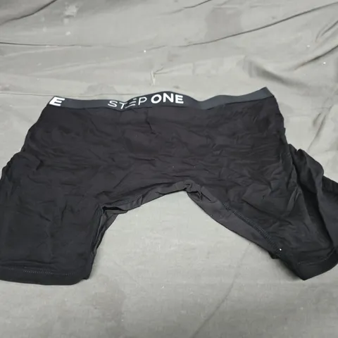 2 PAIRS OF STEP ONE BOXER SHORTS - SIZE XL