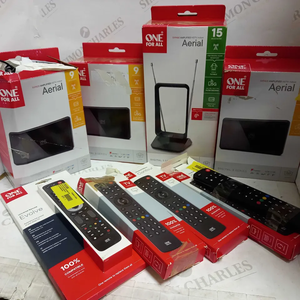LOT OF 4 ONE FOR ALL AERIALS + 4 REMOTE CONTROLS