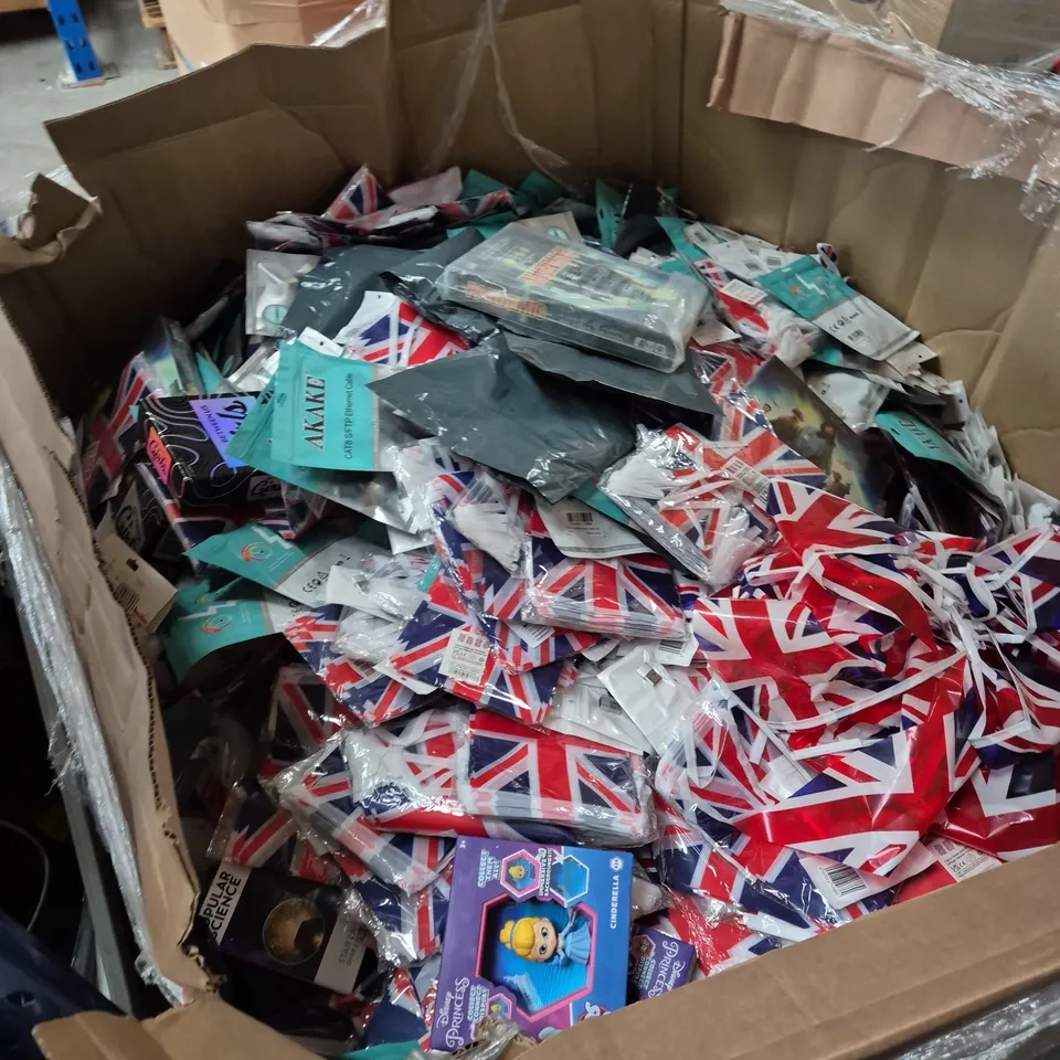 PALLET OF ASSORTED ITEMS TO INCLUDE GAMES, CABLES AND BUNTINGS - COLLECTION ONLY 