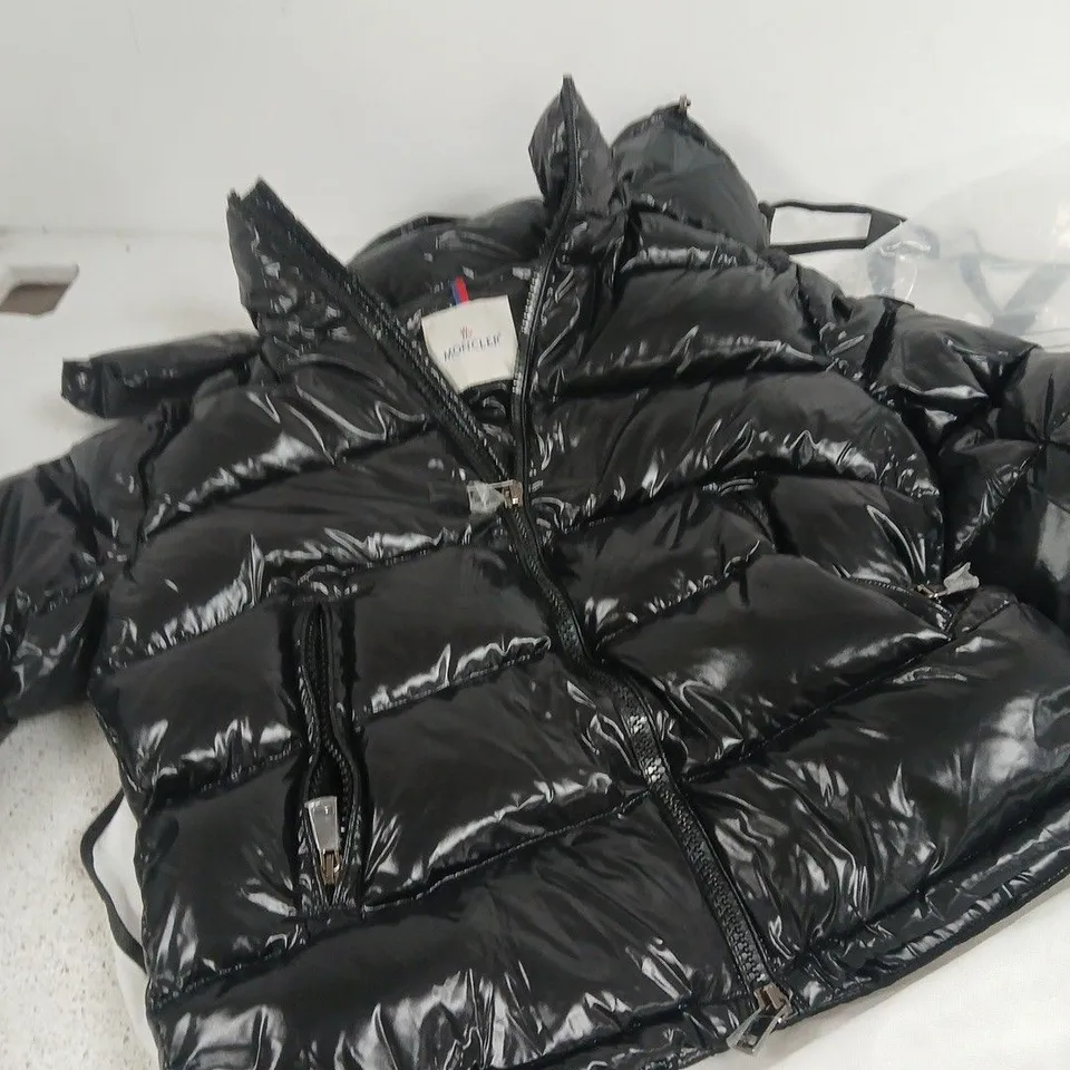 MONCLER DOWN PUFFER JACKET – BLACK
