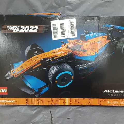 BOXED LEGO TECHNIC MCLAREN FORMULA 1 RACE CAR 2022 (42141)
