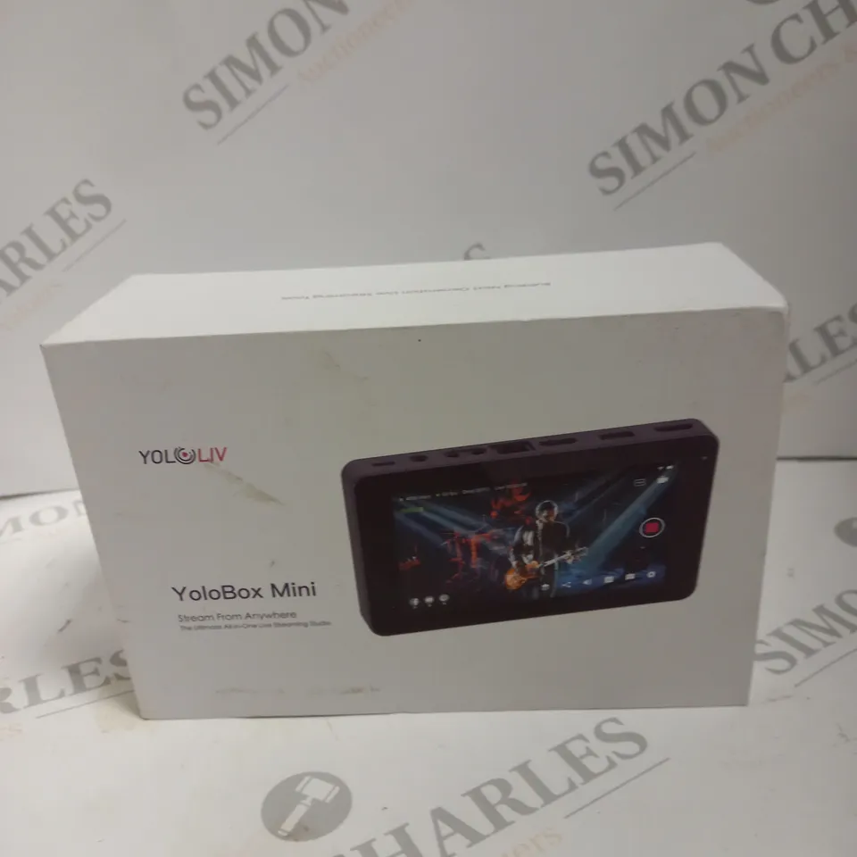 BOXED YOLOLIVE YOLOBOX MINI PORTABLE SCREEN LIVE STREAM STUDIO MONITOR 