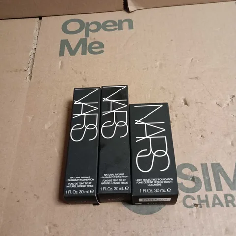 3 X ASSORTED NARS COSMETIC ITEMS TO INCLUDE LIGHT REFLECTING FOUNDATION 30ML